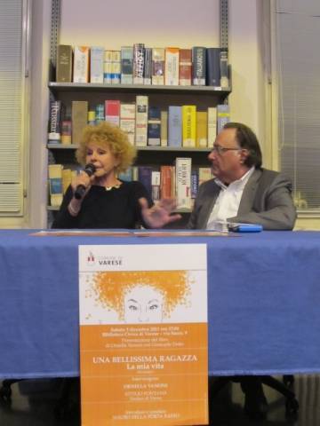 Ornella Vanoni in città (inserita in galleria)
