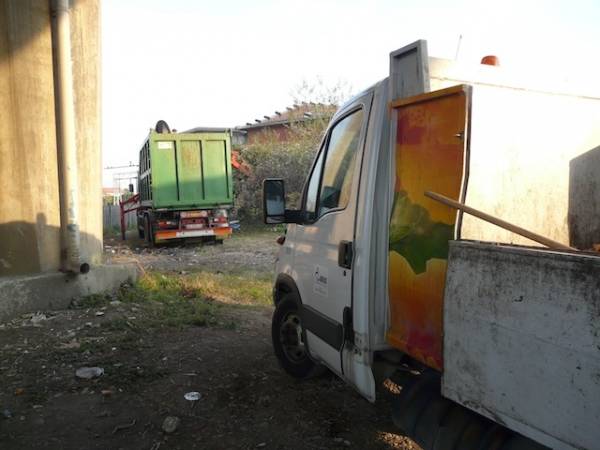 sgombero campo nomadi mornera via pacinotti gallarate (per gallerie fotografiche)