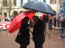 Sindacati in sciopero a Varese 2 (inserita in galleria)