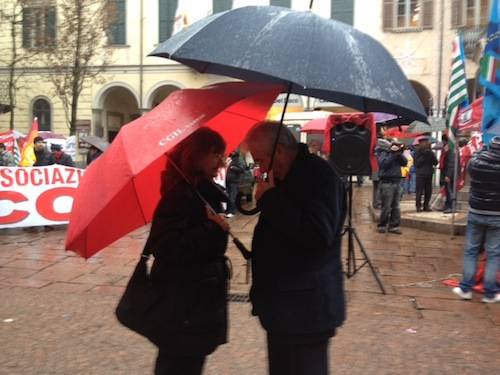 Sindacati in sciopero a Varese 2 (inserita in galleria)