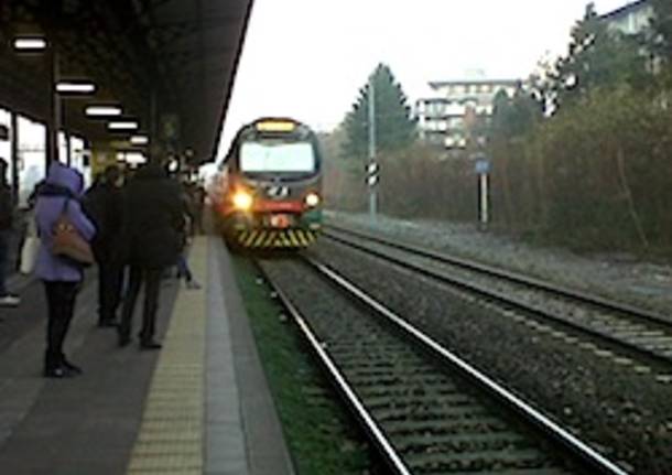 trenord busto arsizio treni treno pendolari