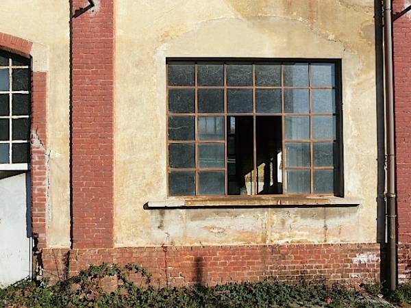 via pacinotti gallarate 2011 officine fs (per gallerie fotografiche)