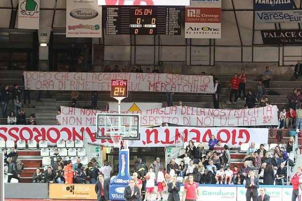 Cimberio-Avellino 94-78 (inserita in galleria)