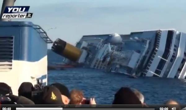 Costa Concordia sempre più in difficoltà (inserita in galleria)