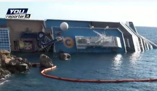 Costa Concordia sempre più in difficoltà (inserita in galleria)