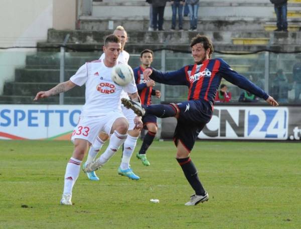 Crotone - Varese 1-2 (inserita in galleria)
