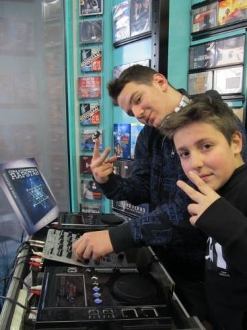 Il rapper Clementino arriva in città  (inserita in galleria)