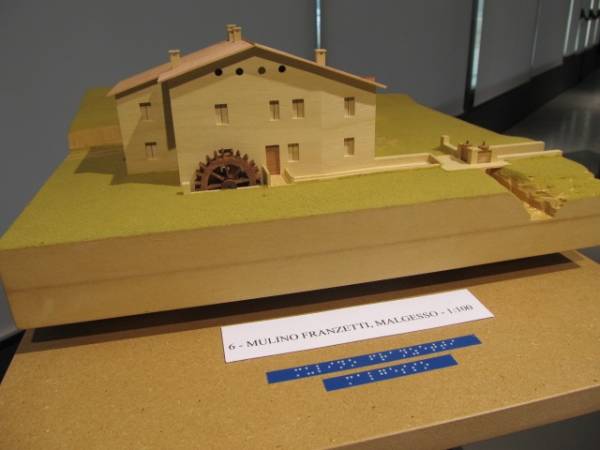 In visita al Museo Tattile con vice-sindaco e assessori  (inserita in galleria)