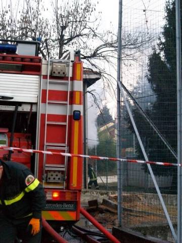 incendio oratorio gornate olona (per gallerie fotografiche)