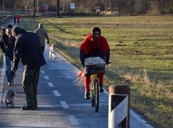 La Befana sulla ciclabile (inserita in galleria)