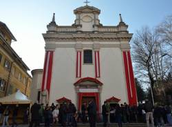 La messa nella chiesa di S.Antonio (inserita in galleria)