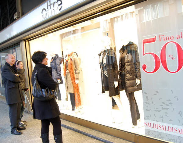 Saldi a Busto Arsizio (inserita in galleria)