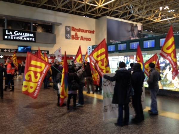 Sciopero a Malpensa (inserita in galleria)