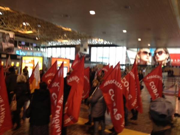 Sciopero a Malpensa (inserita in galleria)