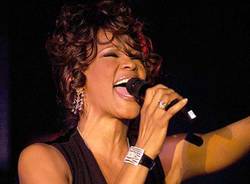 Addio a Whitney Houston (inserita in galleria)