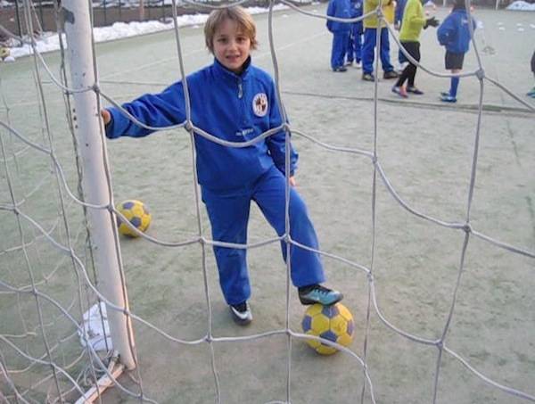 Filippo, il minitifoso dell'inter, gioca a Gazzada (inserita in galleria)