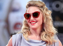 Madonna, un tour mondiale (inserita in galleria)