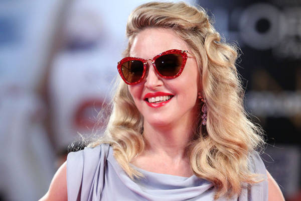 Madonna, un tour mondiale (inserita in galleria)