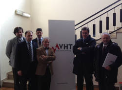 Vht la multinazionale tascabile (inserita in galleria)