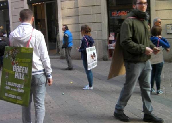Anche a Busto la lotta per salvare i beagle da laboratorio (inserita in galleria)