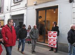 Blitz animalista in pellicceria (inserita in galleria)