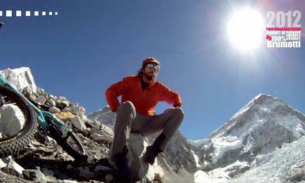 Brumotti alla conquista dell'Everest (inserita in galleria)