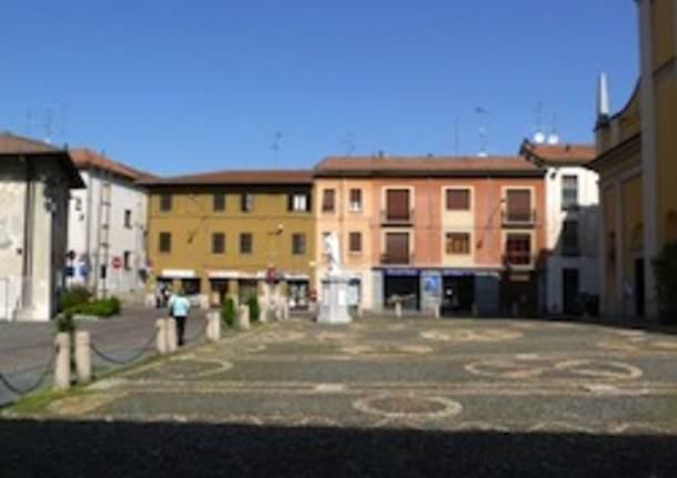 cassano magnago piazza san giulio apertura