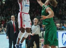 Cimberio-Montepaschi 65-77 (inserita in galleria)