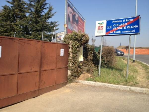 Cislago: calcio assediato dal cantiere (inserita in galleria)