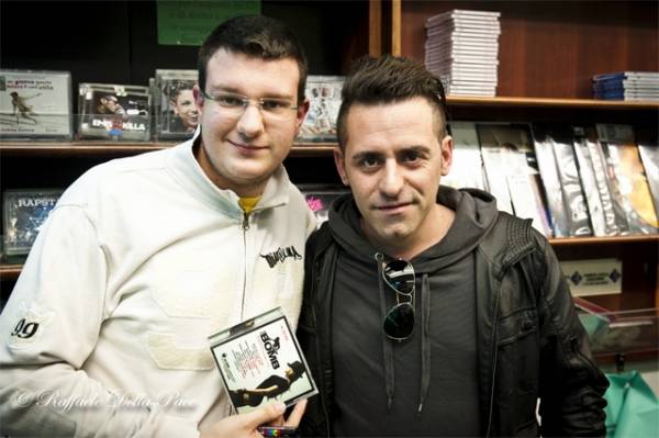 Dj Ross alla Casa del Disco (inserita in galleria)