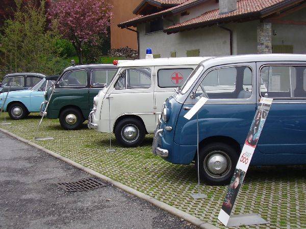 Il Club Fiat 600 festeggia il boom di iscritti (inserita in galleria)