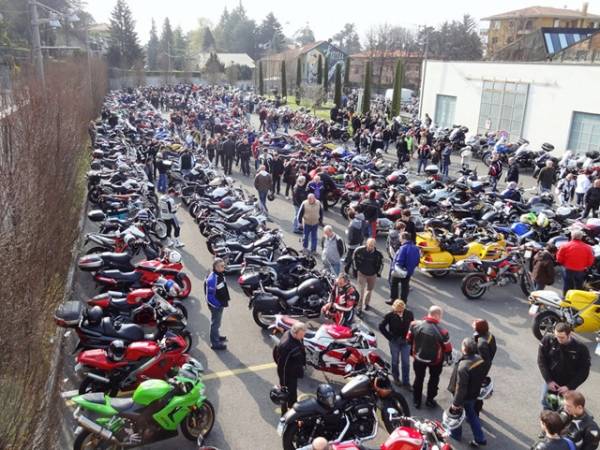 Oltre 500 moto per il raduno (inserita in galleria)