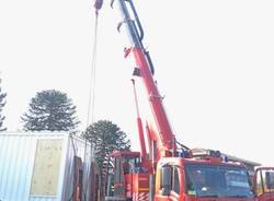 Trasporto eccezionale blocca il traffico (inserita in galleria)