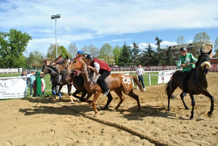 asti22april  14 