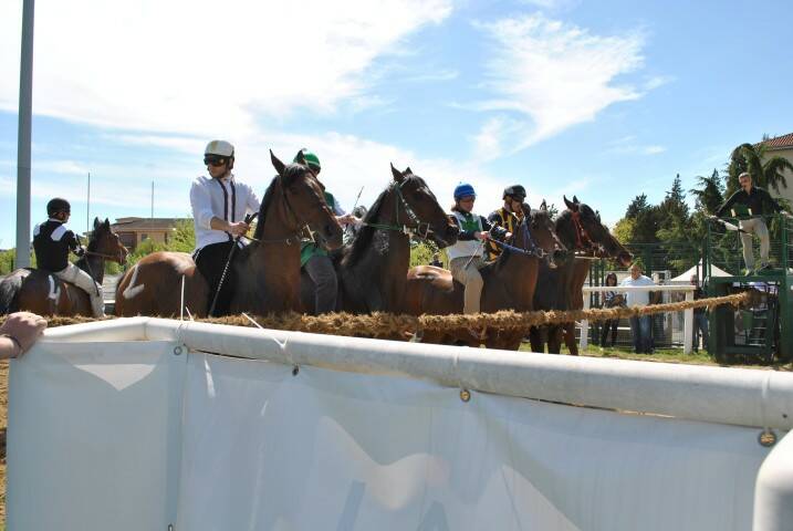 asti22april  9 