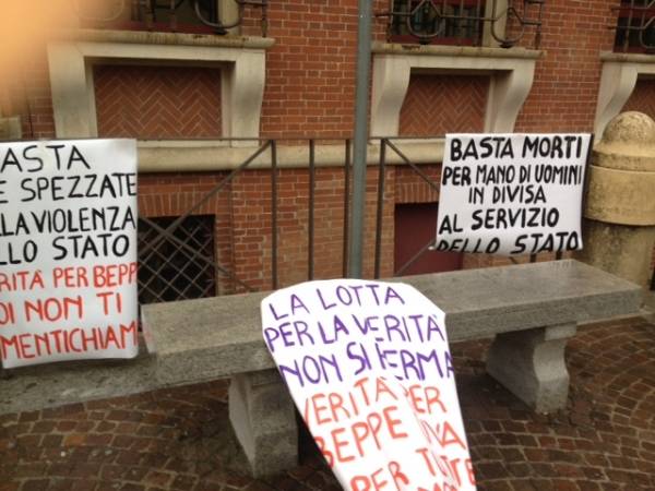 Il caso Uva in tribunale (inserita in galleria)