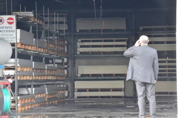Incendio a Busto Garolfo (inserita in galleria)