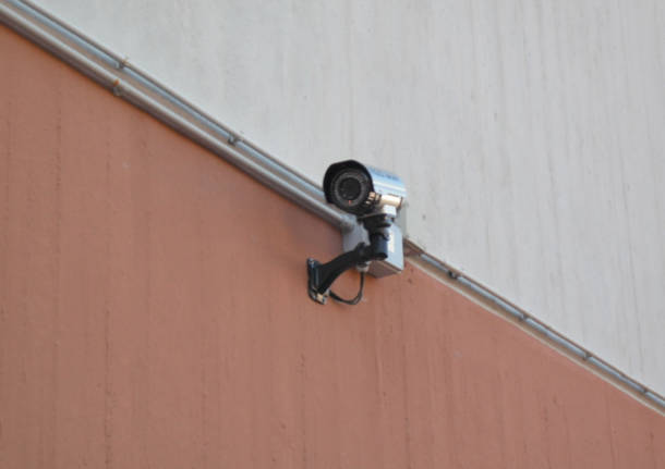La videocamere a scuola (inserita in galleria)