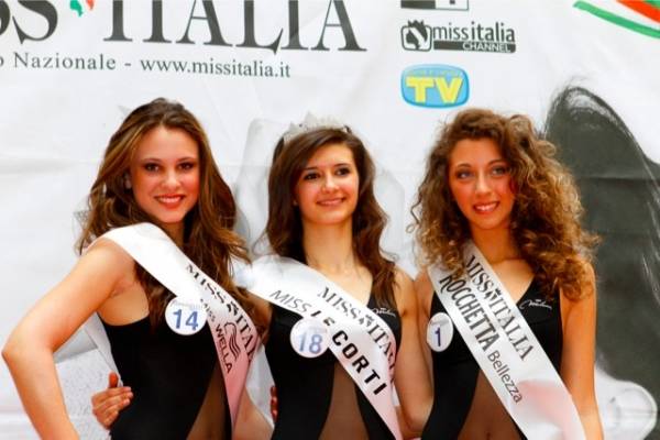Miss Italia parte dalle Corti (inserita in galleria)