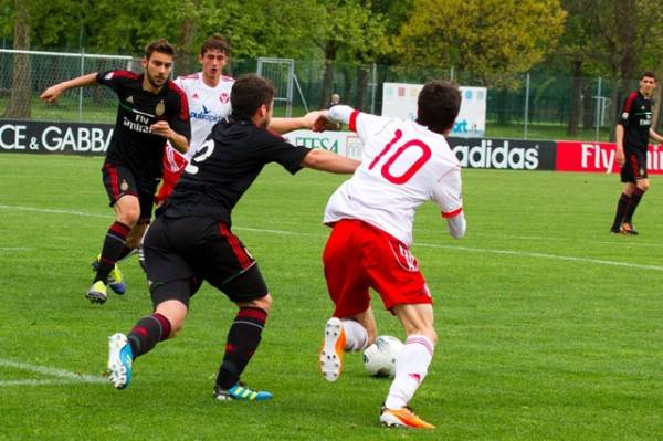 Primavera: Il Milan abbatte il Varese (inserita in galleria)