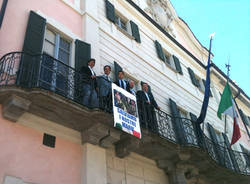 Striscione per i marò (inserita in galleria)