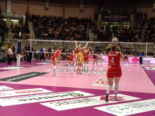 Villa Cortese - Yamamay gara 4  (inserita in galleria)