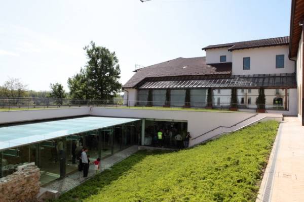 Visita virtuale al Monastero di Cairate (inserita in galleria)