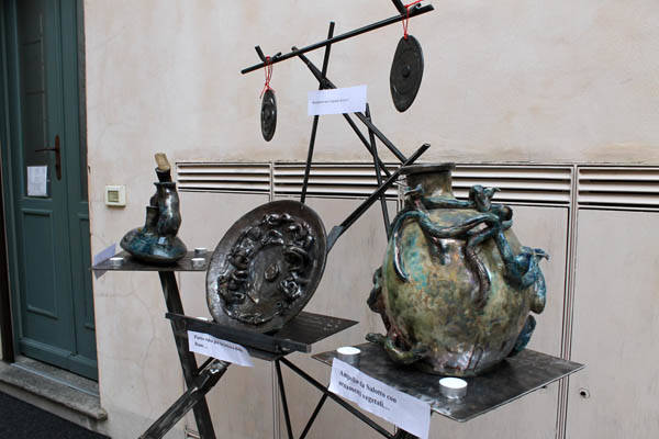 Festa grande nel centro storico di Luino (inserita in galleria)