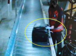 furti addetti bagagli ladri malpensa (per gallerie fotografiche)