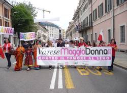 Le donne del mondo alla camminata per Varese (inserita in galleria)