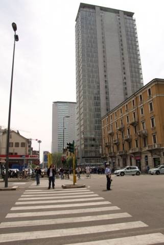 Lo sgombero di Macao (inserita in galleria)