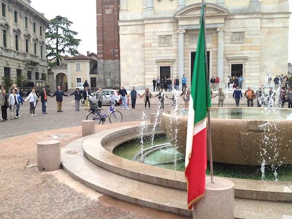 manifestazione gallarate brindisi