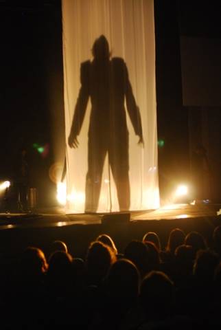 Marco Mengoni a teatro (inserita in galleria)