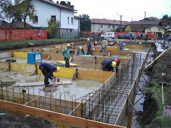 Nuova Sala del Regno a Castronno (inserita in galleria)